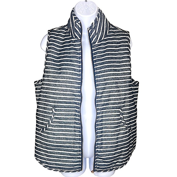 Mud Pie Heathered Gray & White Striped Padded Preppy Zip Up Vest Size M EUC! - Picture 2 of 11